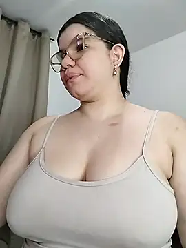 Danzel1105 online show from May 2026 09:25:01 AM