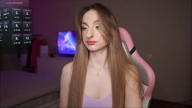 Snapshot of Lexy_kiky chatting on October 2025 06:37:01 PM Lexy kiky online show from October 2025 06:37:01 PM