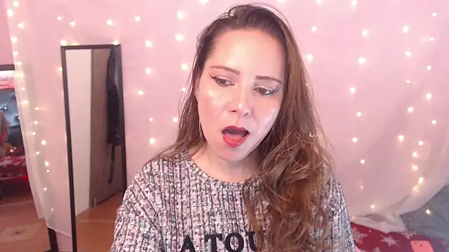 camila delarosa online show from February 2026 05:18:01 PM