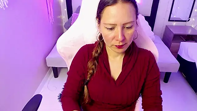 camila delarosa online show from May 2026 05:21:02 PM
