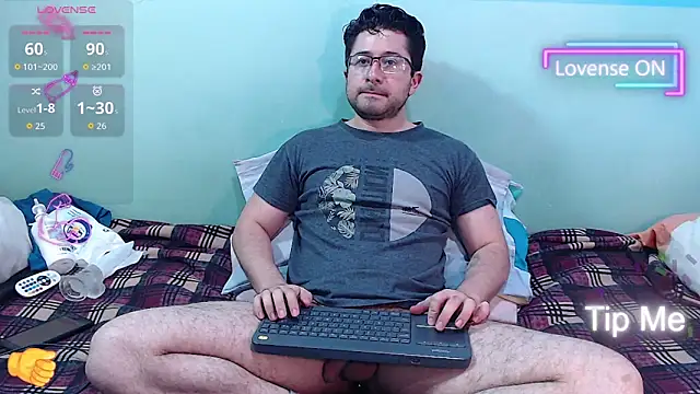 Snapshot of teddy_foster chatting on April 2026 06:13:02 PM teddy foster online show from April 2026 06:13:02 PM