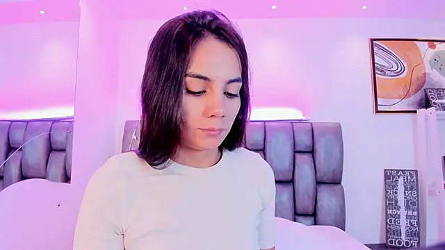 martina mancini online show from October 2025 01:01:01 PM