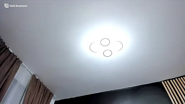 Snapshot of fireflowers_ chatting on February 2026 09:35:01 PM fireflowers online show from February 2026 09:35:01 PM