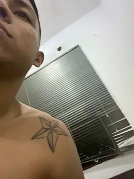 aalan foxter online show from December 2024 02:43:02 AM