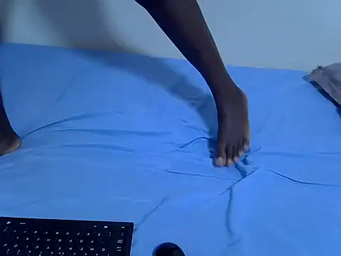 Snapshot of drowllie chatting on February 2026 01:21:01 PM drowllie online show from February 2026 01:21:01 PM