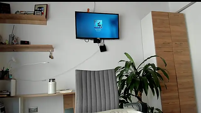 manucute 23  online show from June 2026 03:38:01 PM