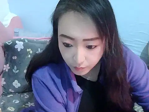 Snapshot of Xylona666 chatting on December 2025 04:57:02 PM Xylona666 online show from December 2025 04:57:02 PM