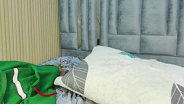 MiissBNasty online show from September 2025 12:34:01 AM