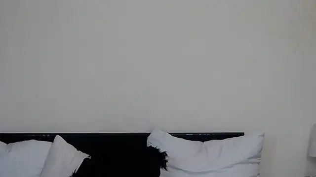 GiseleReine online show from December 2024 12:51:02 PM