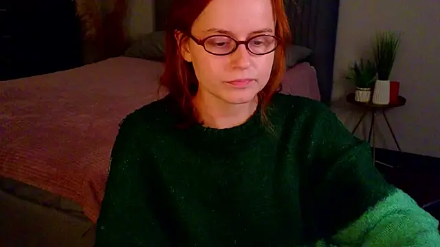 reb luvng online show from September 2025 01:47:01 PM