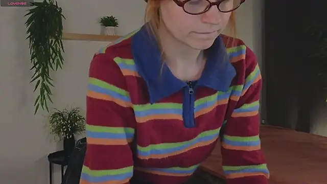 reb luvng online show from September 2025 01:49:02 PM