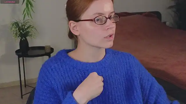 reb luvng online show from September 2025 01:38:02 PM