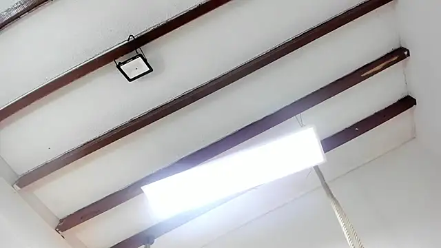 Snapshot of Oriana_Guzman chatting on February 2025 12:29:01 PM Oriana Guzman online show from February 2025 12:29:01 PM