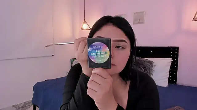 Snapshot of Oriana_Guzman chatting on September 2025 12:34:01 AM Oriana Guzman online show from September 2025 12:34:01 AM