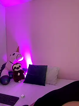 Snapshot of Oriana_Guzman chatting on November 2025 01:27:01 AM Oriana Guzman online show from November 2025 01:27:01 AM