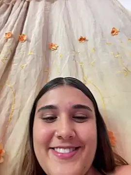 Snapshot of Magic-Smilee chatting on January 2025 04:26:01 AM Magic-Smilee online show from January 2025 04:26:01 AM