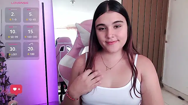 Snapshot of Magic-Smilee chatting on February 2025 02:38:02 PM Magic-Smilee online show from February 2025 02:38:02 PM