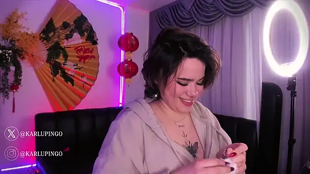 albaismynameX online show from February 2025 06:08:02 PM