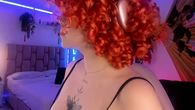 albaismynameX online show from March 2025 03:23:02 PM