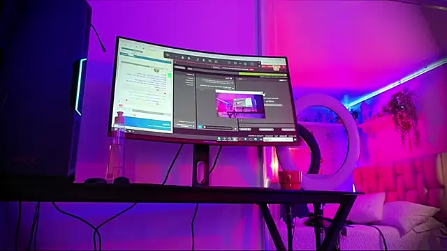 albaismynameX online show from March 2026 12:19:01 PM