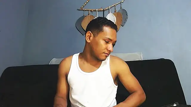 Grandeygruesa1 online show from May 2026 08:30:02 AM