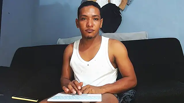 Grandeygruesa1 online show from May 2026 07:25:01 AM