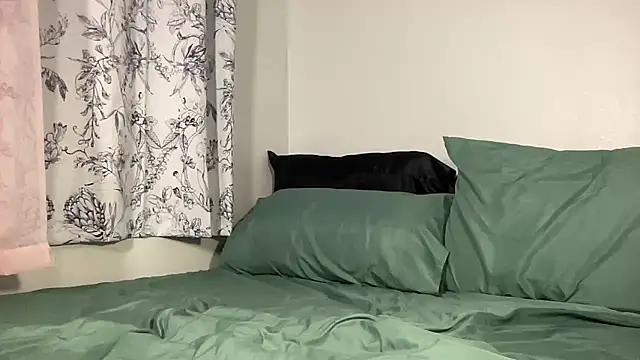 NatalieKneals online show from March 2026 06:50:02 AM