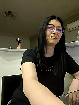 Snapshot of Milf_Abigail chatting on January 2025 10:55:01 PM Milf Abigail online show from January 2025 10:55:01 PM