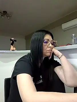 Snapshot of Milf_Abigail chatting on February 2025 01:52:02 AM Milf Abigail online show from February 2025 01:52:02 AM