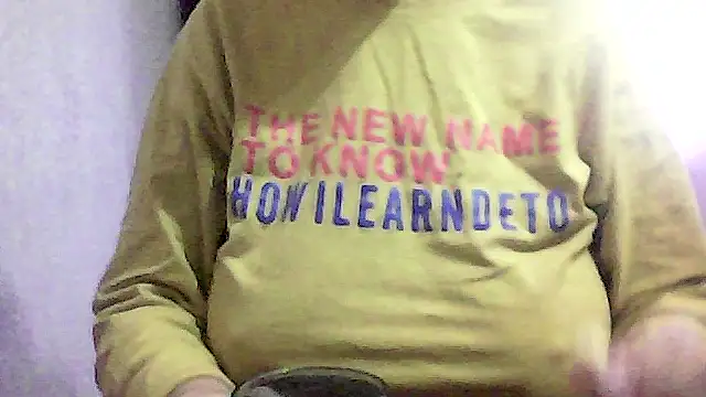 Snapshot of AnaXBerry chatting on October 2025 06:16:02 AM AnaXBerry online show from October 2025 06:16:02 AM