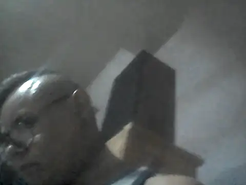 Snapshot of AlanDickson chatting on November 2025 08:14:01 AM AlanDickson online show from November 2025 08:14:01 AM