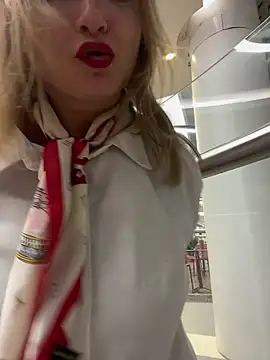 LadyTatiana Madam online show from November 2025 05:25:02 PM