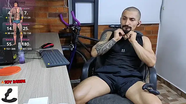 Marck Muscle online show from October 2025 01:07:02 AM