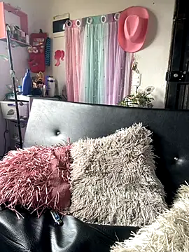 Snapshot of alondra_darling chatting on October 2025 07:14:02 PM alondra darling online show from October 2025 07:14:02 PM