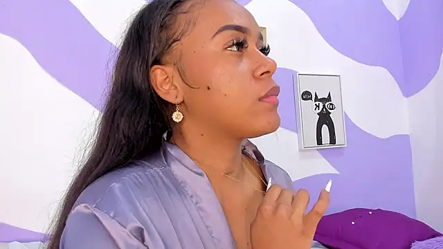 Snapshot of MONAAXXX_ chatting on February 2025 12:06:02 PM MONAAXXX online show from February 2025 12:06:02 PM