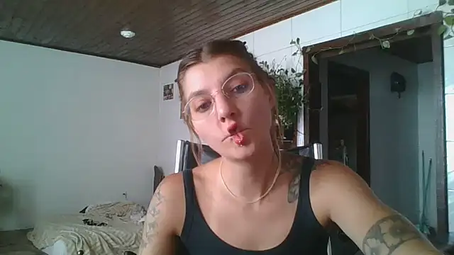 SweetyBabyDemon online show from January 2026 01:17:02 PM