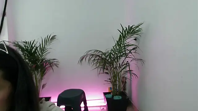 skylarhot420 online show from March 2025 06:12:01 PM