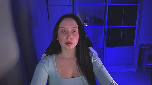 Christy Calypso online show from December 2025 04:46:02 PM