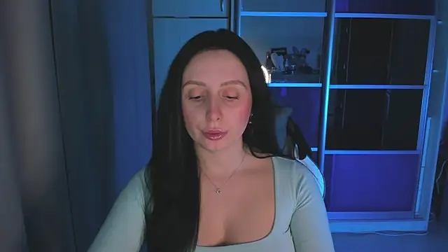 Christy Calypso online show from March 2026 03:07:02 PM