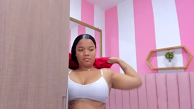 ISABELLA 020 online show from January 2025 12:22:01 PM