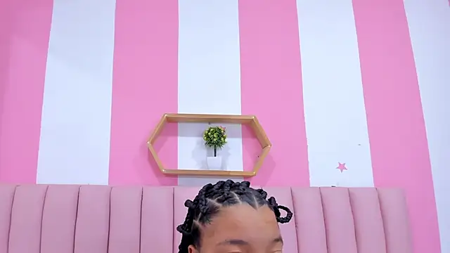 ISABELLA 020 online show from February 2025 10:28:01 AM