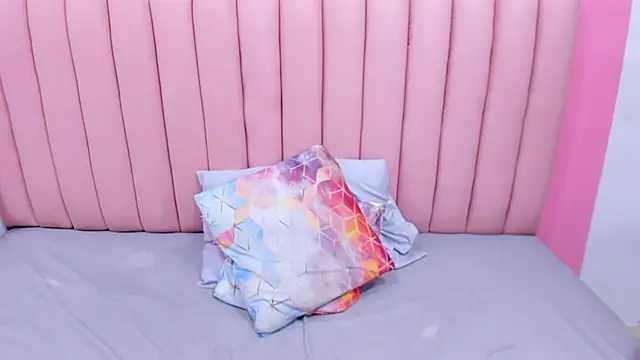 ISABELLA 020 online show from March 2025 12:11:02 AM