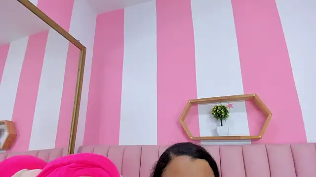 ISABELLA 020 online show from May 2026 11:51:01 AM