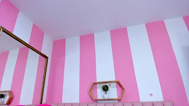 ISABELLA 020 online show from May 2026 11:26:01 AM