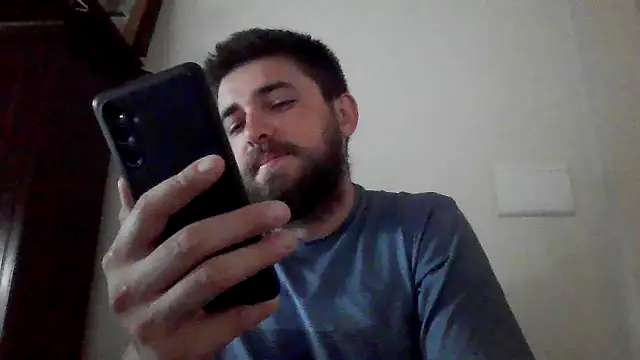 Snapshot of Dat1994 chatting on February 2025 10:25:02 AM Dat1994 online show from February 2025 10:25:02 AM
