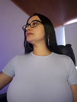 Snapshot of preetypeach chatting on March 2026 09:08:01 PM preetypeach online show from March 2026 09:08:01 PM