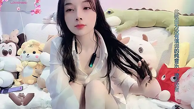 Snapshot of AKiKi711 chatting on February 2025 08:38:01 AM AKiKi711 online show from February 2025 08:38:01 AM