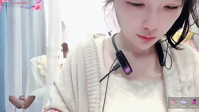 Snapshot of AKiKi711 chatting on March 2025 03:09:02 AM AKiKi711 online show from March 2025 03:09:02 AM