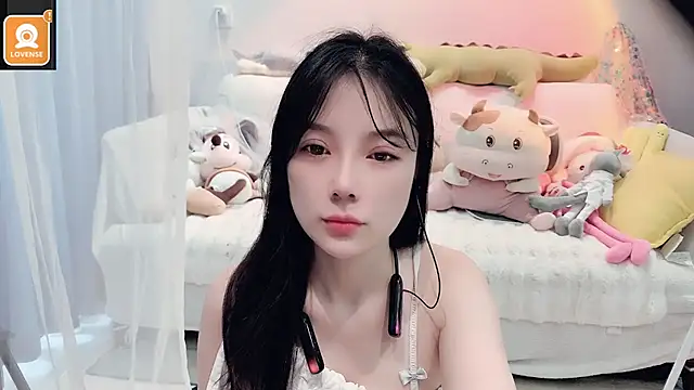 Snapshot of AKiKi711 chatting on September 2025 04:01:01 AM AKiKi711 online show from September 2025 04:01:01 AM