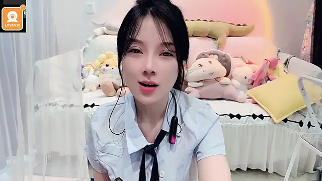 Snapshot of AKiKi711 chatting on September 2025 04:34:02 AM AKiKi711 online show from September 2025 04:34:02 AM